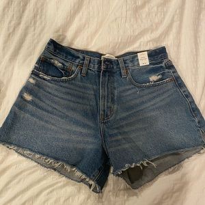 Abercrombie curve love shorts size 8